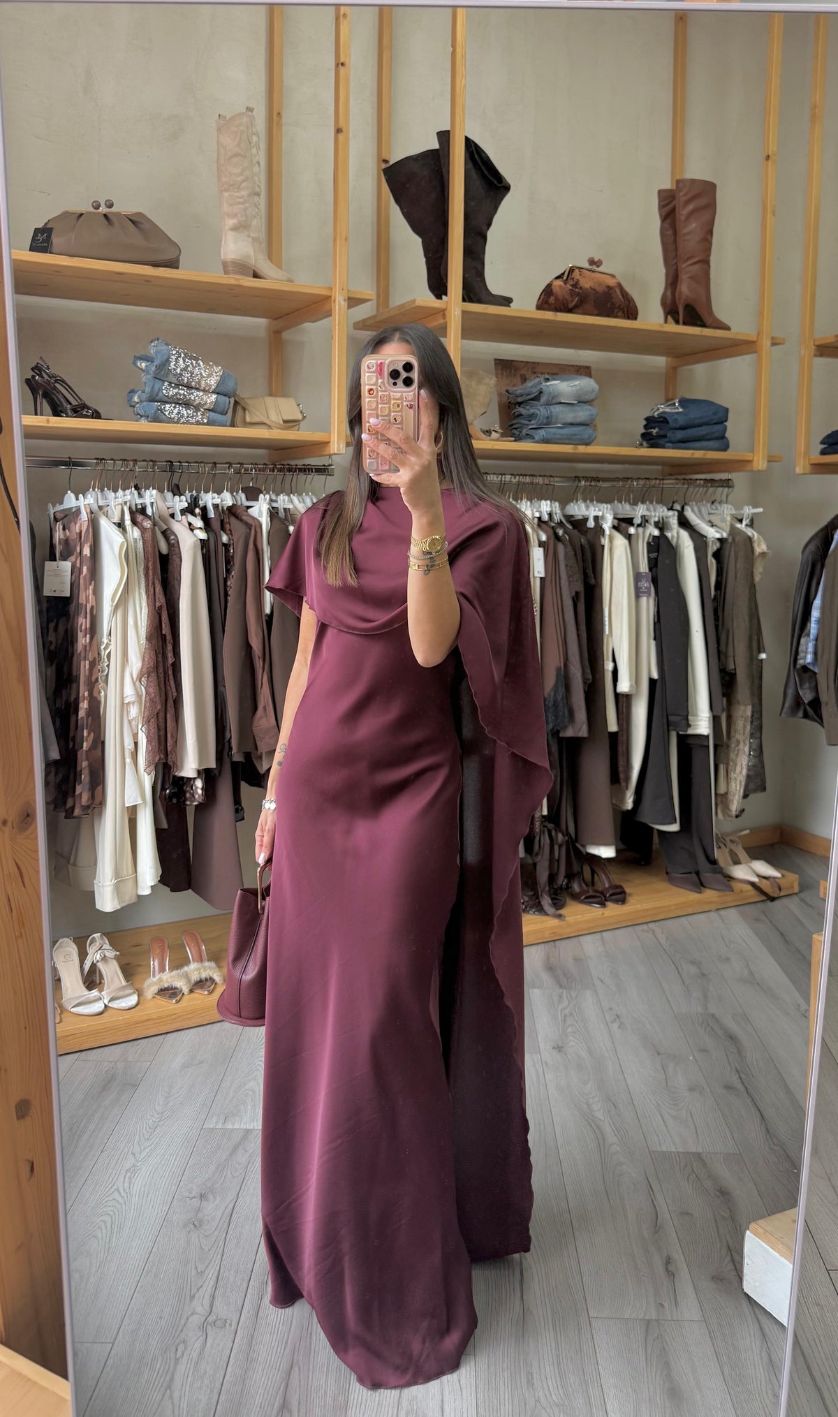 Dress Aura