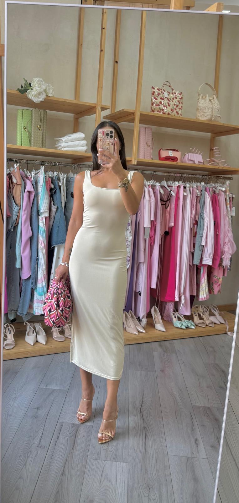 Dress Essential