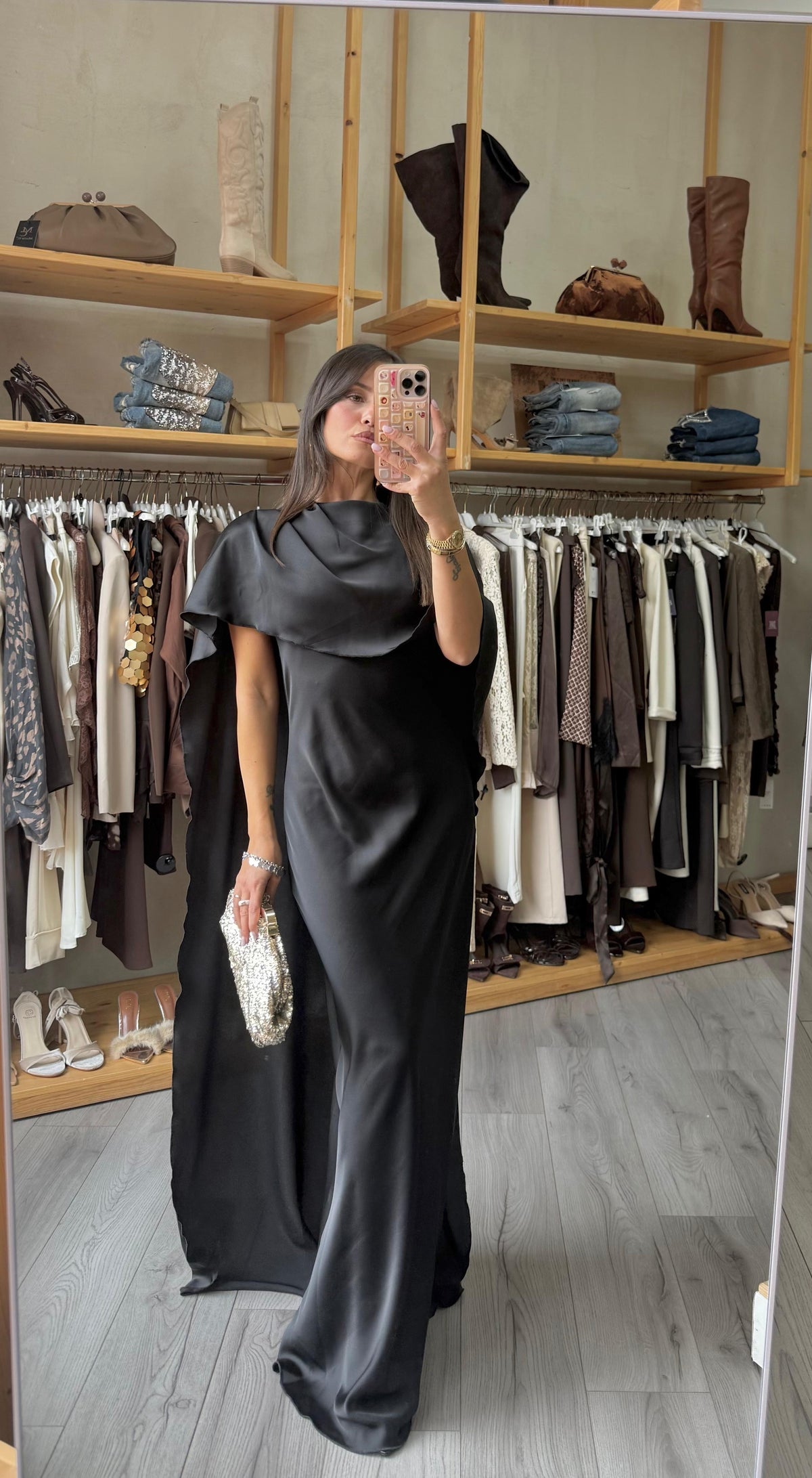 Dress Aura