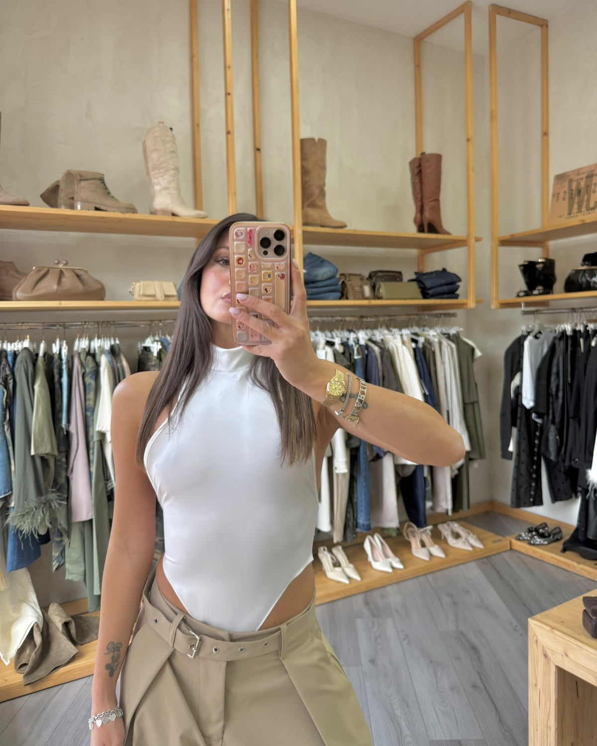 Body Neckless