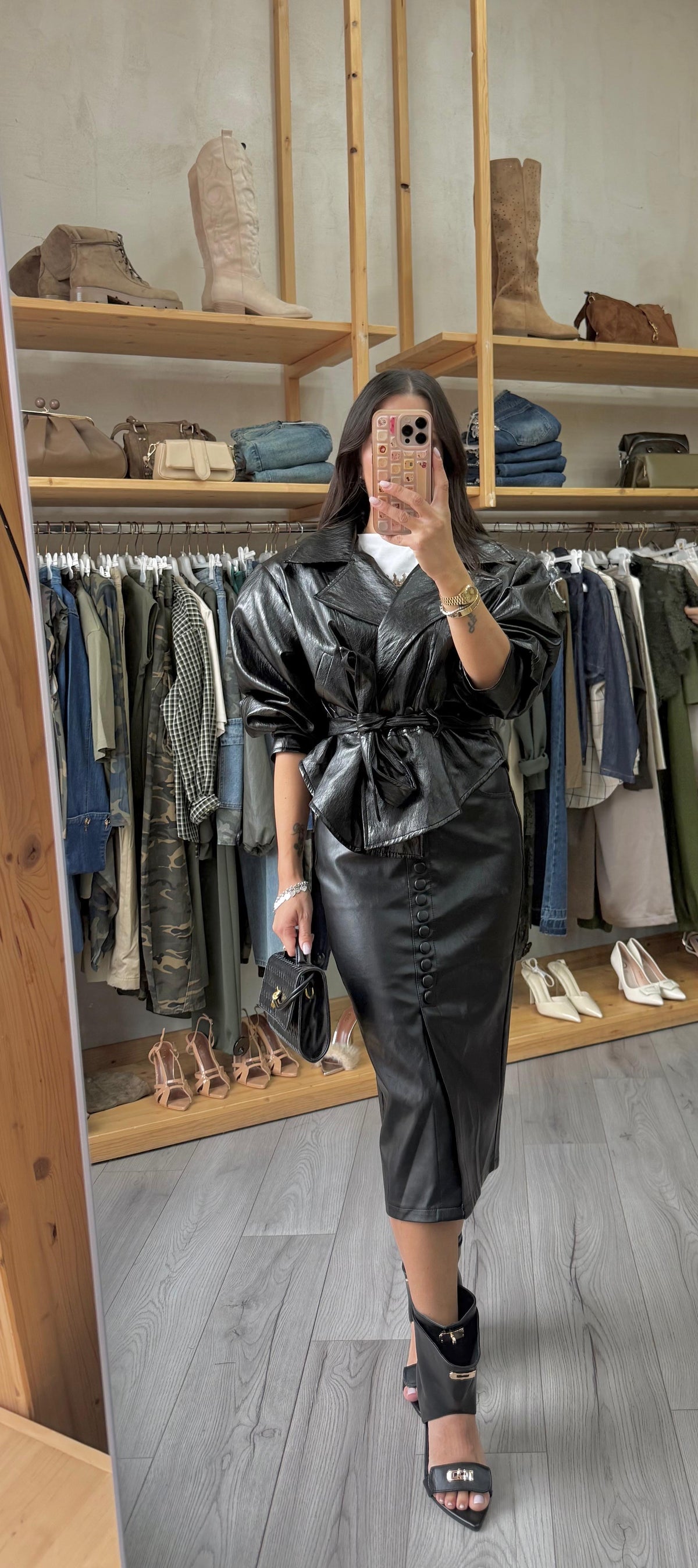 Trench Crop Pelle