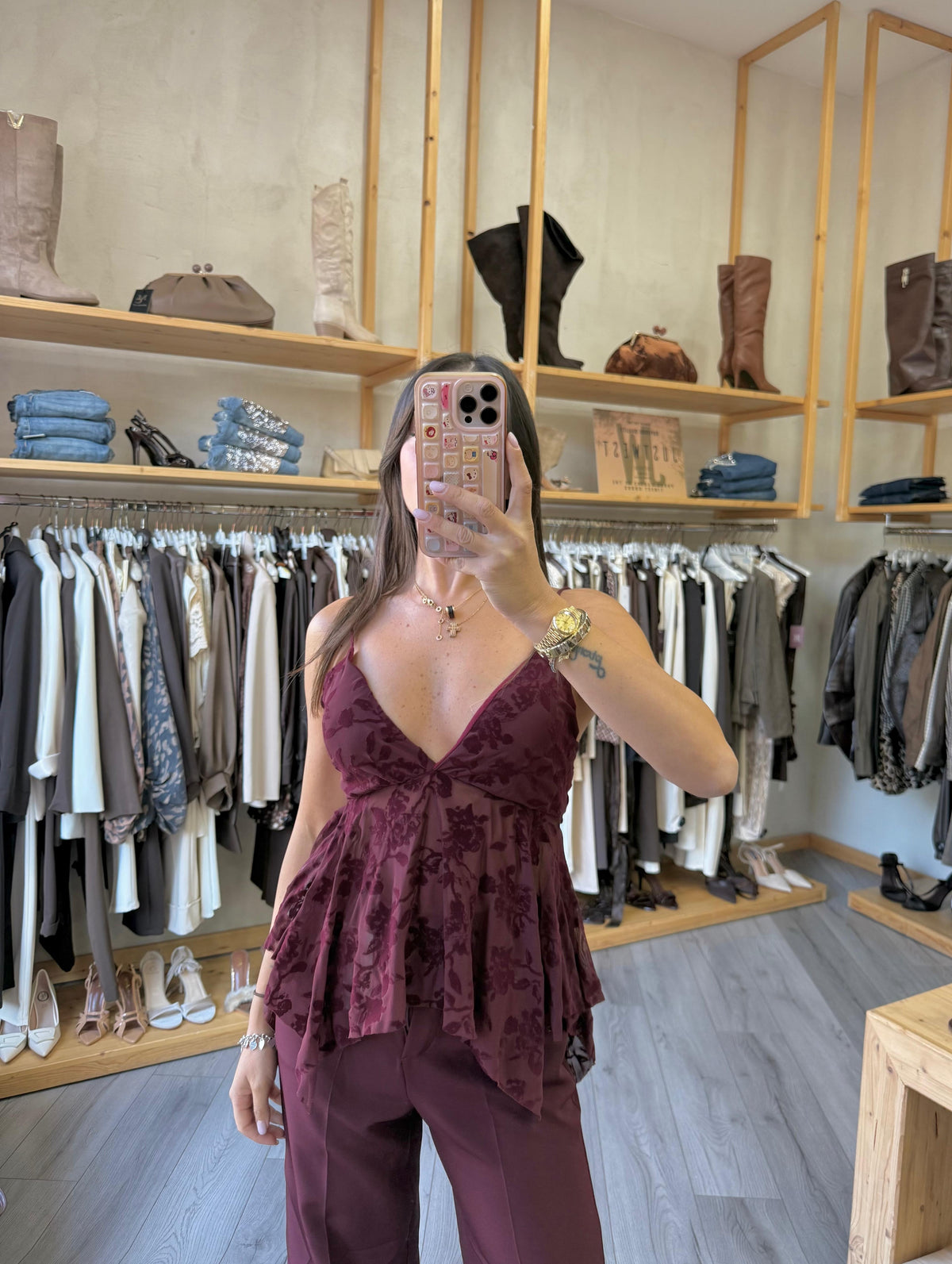 Top Velvet