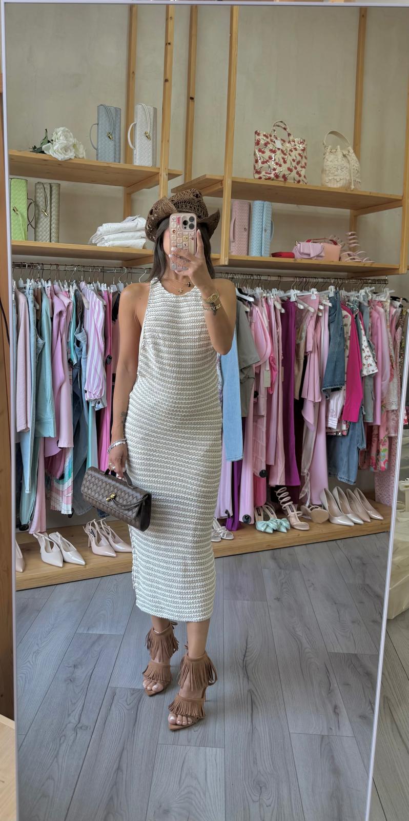 Dress Sand