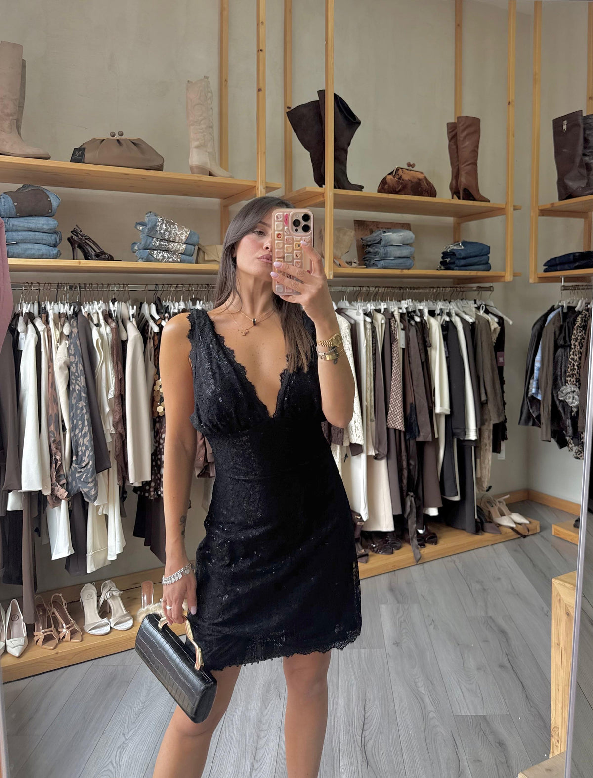 Dress V-Line