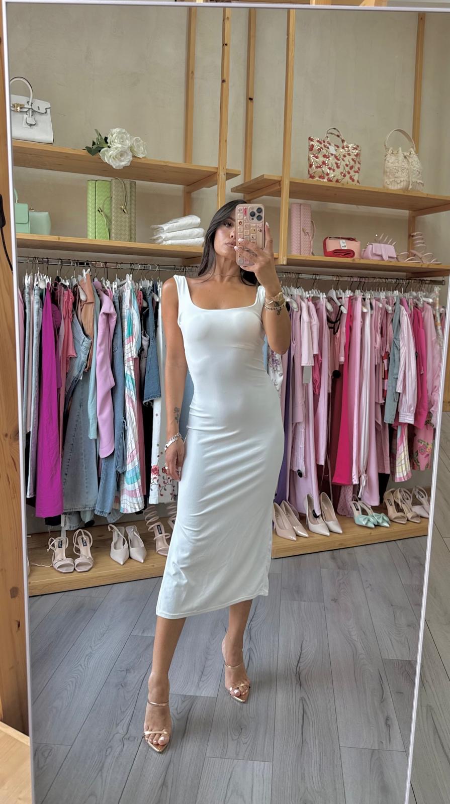 Dress Essential